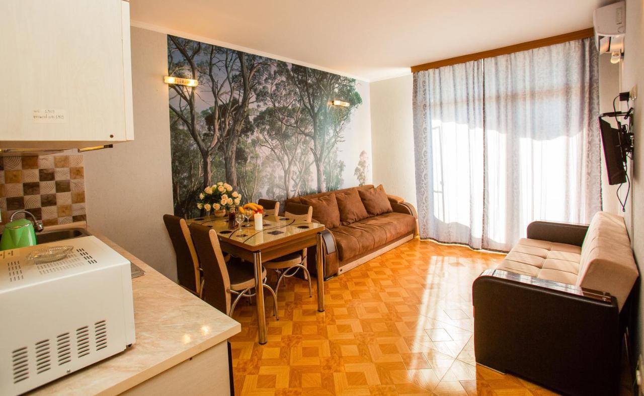 Tower Apartments Батуми Экстерьер фото