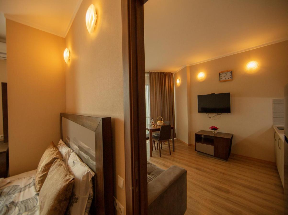 Tower Apartments Батуми Экстерьер фото