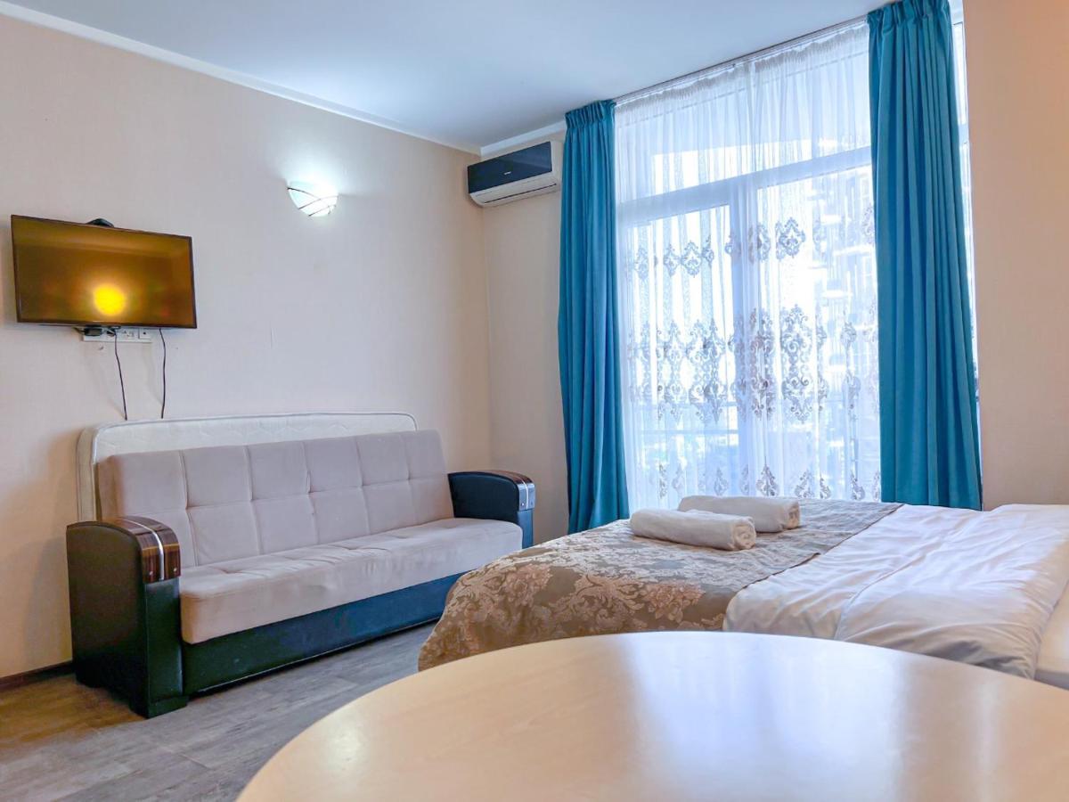 Tower Apartments Батуми Экстерьер фото