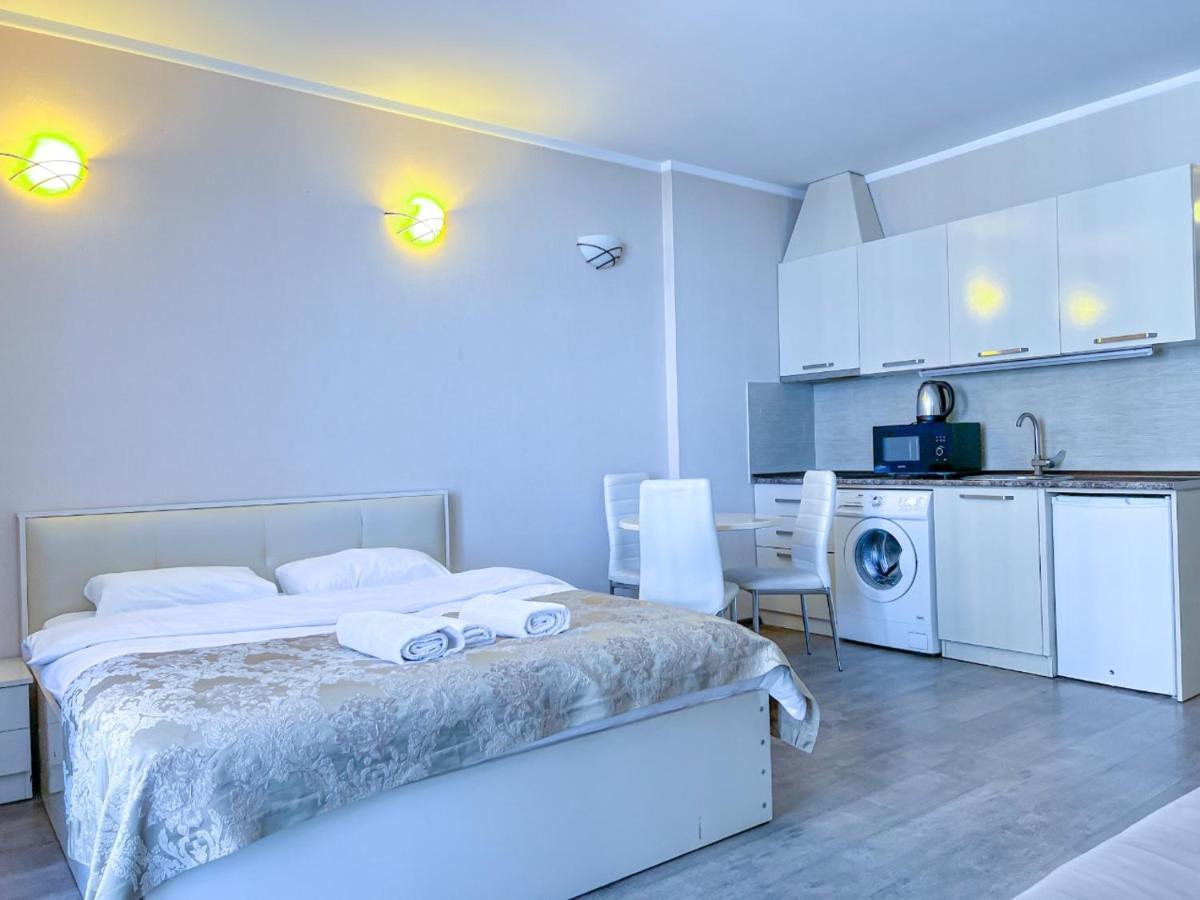 Tower Apartments Батуми Экстерьер фото